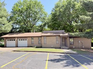 1275 N Gregg Ave, Fayetteville, AR 72703