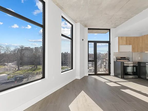 5th image of 101 Macombs Pl APT 3D