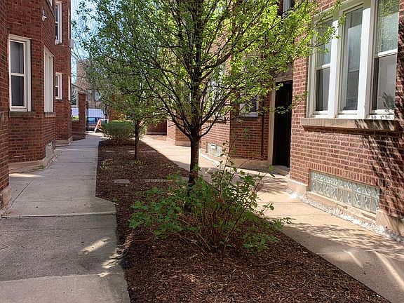 2nd image of 2641 N Laramie Ave APT 1B