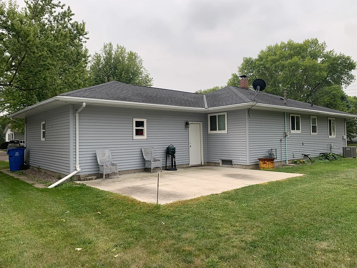 Back Patio - 412 9th Ave