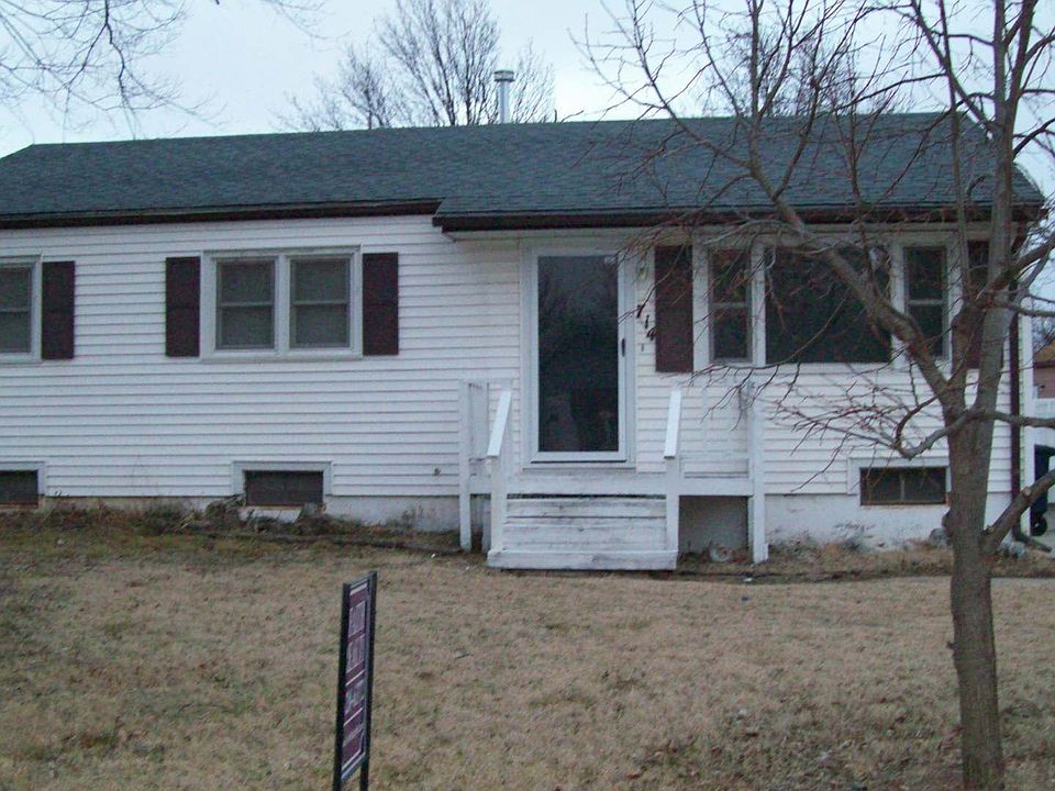 1st image of 714 S Fredrick Dr
