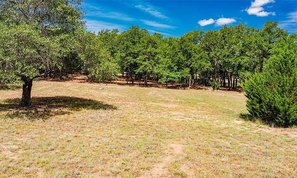 1st image of 310 Rolling Bend Rd