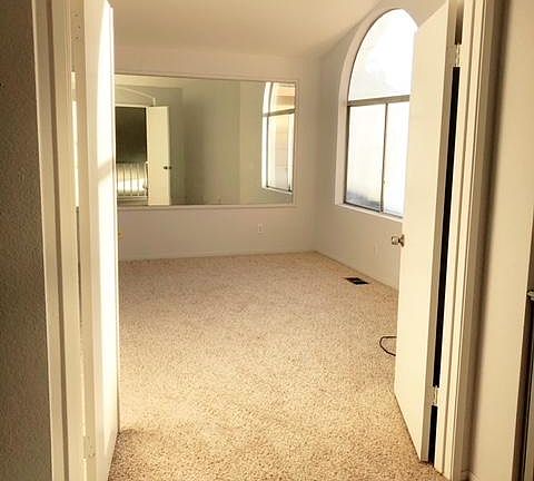 5th image of 26001 Tarragon St