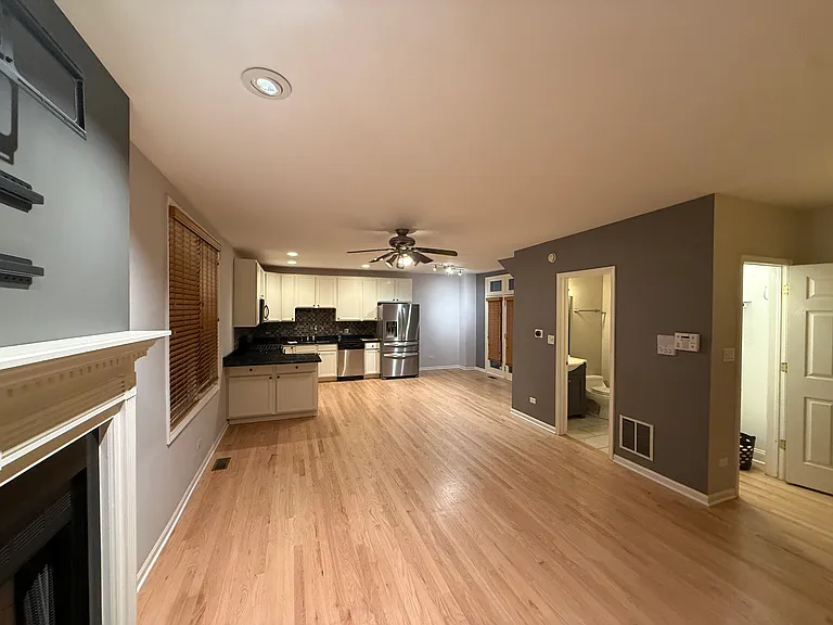 1102 N Marshfield Ave #1W — Photo 26