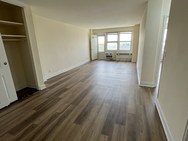 8855 Bay Pkwy #8D — Photo 3