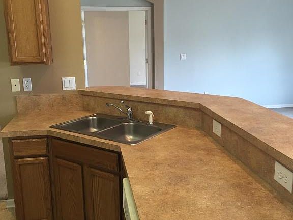 5th image of 3778 Pondview