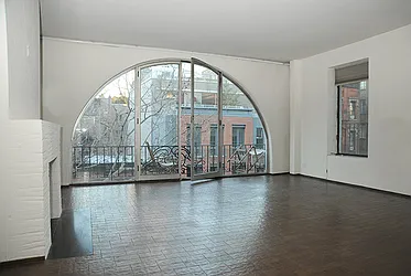 Rented by Manhattan Modern