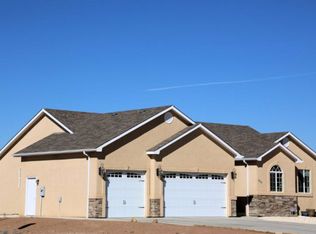 633 S Meredith Dr, Pueblo West, CO 81007