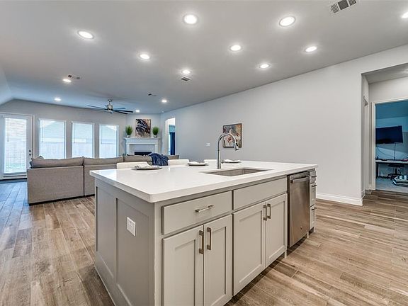 5th image of 2625 War Admiral St