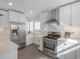 5739 Troost Ave, North Hollywood, CA 91601