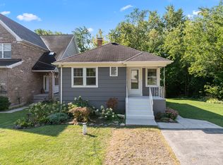 21359 W Ridge Rd, Lake Zurich, IL 60047