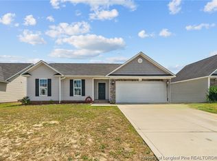 2213 Cliff Swallow Dr, Fayetteville, NC 28306
