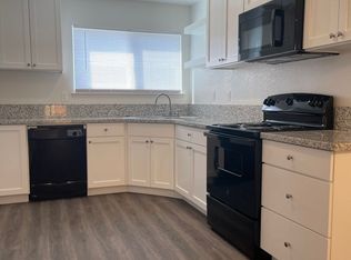 573 Lincoln Ave APT A, Modesto, CA 95354