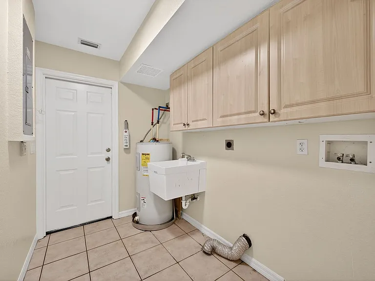 6890 Circle Dr — Photo 18