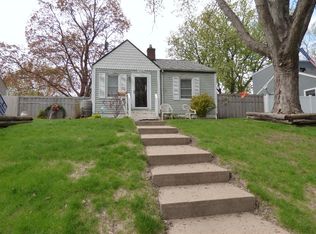 3232 Edgewood Ave S, Saint Louis Park, MN 55426