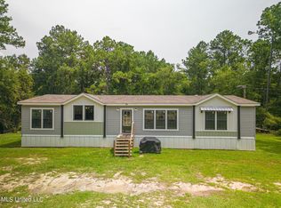 54 Albert Cuave Rd, Perkinston, MS 39573