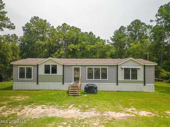 54 Albert Cuave Rd, Perkinston, MS 39573