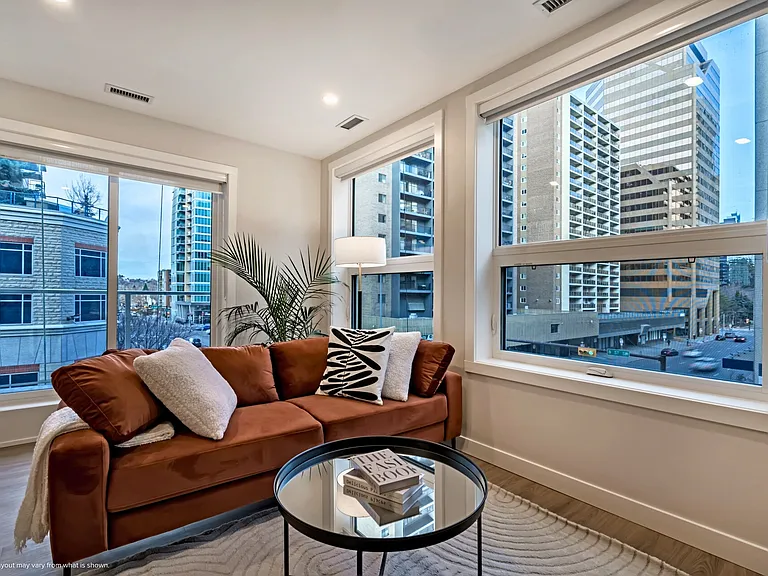 909 5th Ave SW #813 — Photo 6