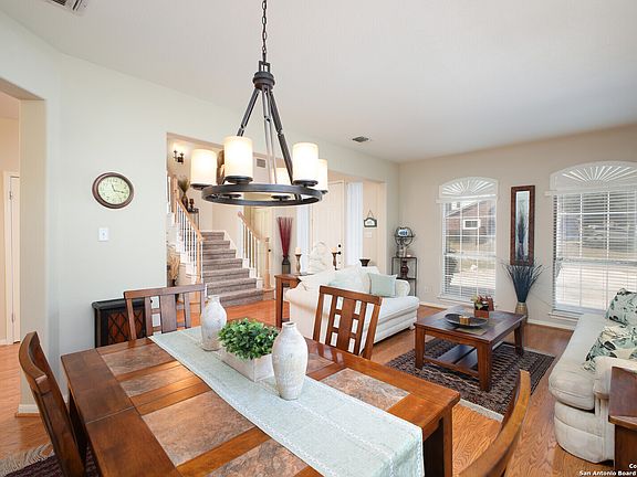 5th image of 13707 AUBURN OAKS