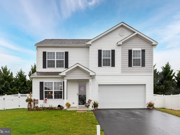 11 Eisenhower Dr, Bridgeton, NJ 08302