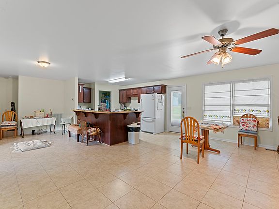 5th image of 118 Fletcher McGregor Ln
