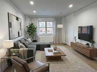 20 Terrace Pl #3M, Brooklyn, NY 11218