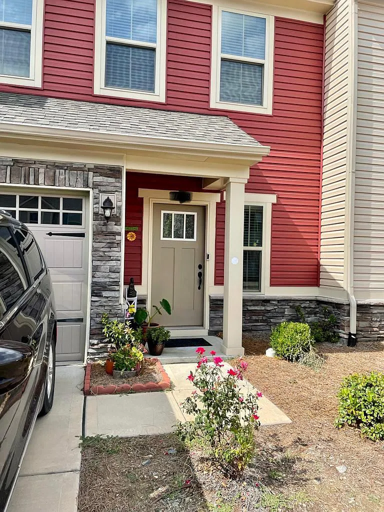 11058 Telegraph Rd NW — Photo 3