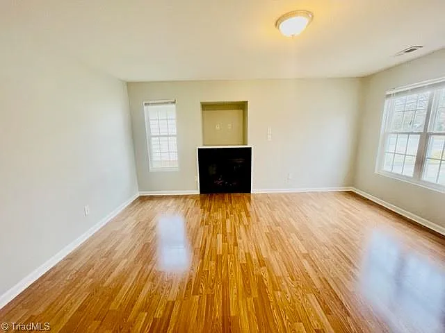 405 N Dudley St — Photo 4