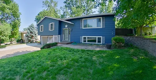 3027 Tamarak Dr Photo 1