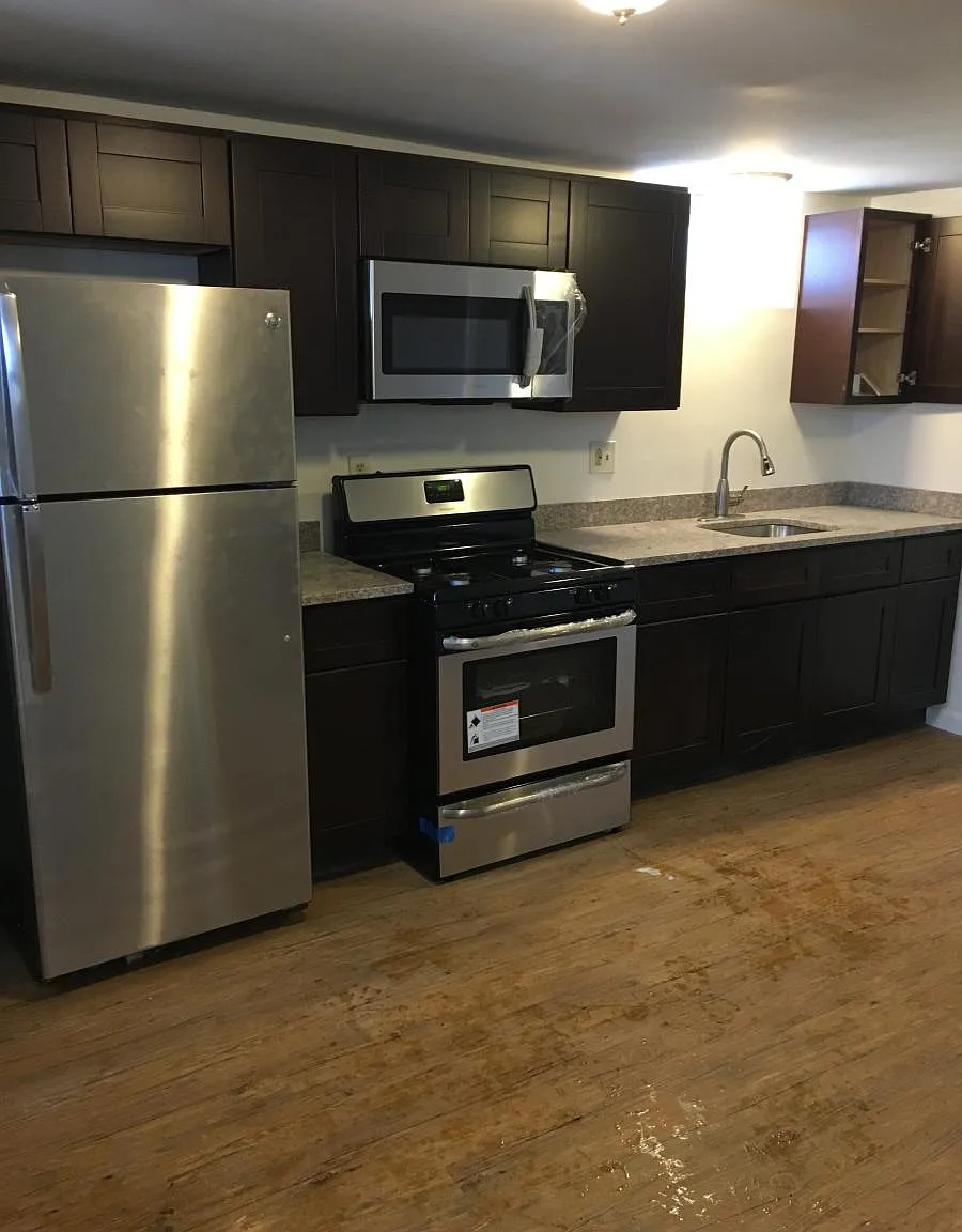 120 Cypress St — Photo 3