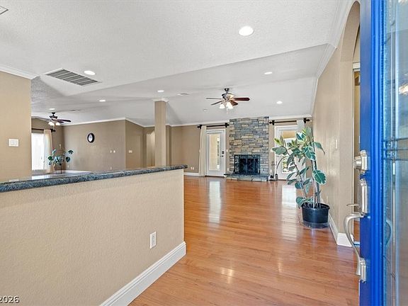 5th image of 1512 Padova Dr