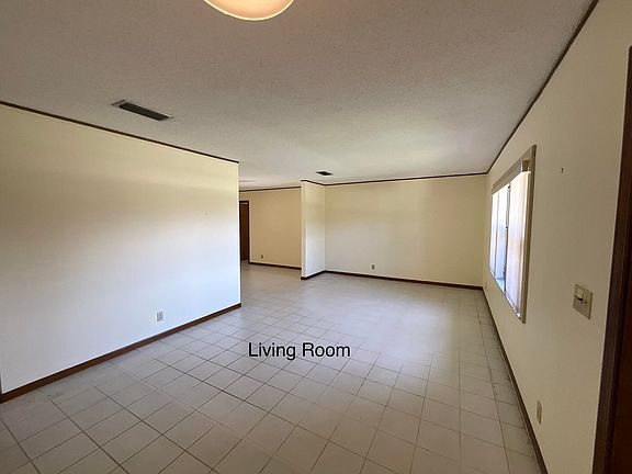 4th image of 6114 Woodbury Road