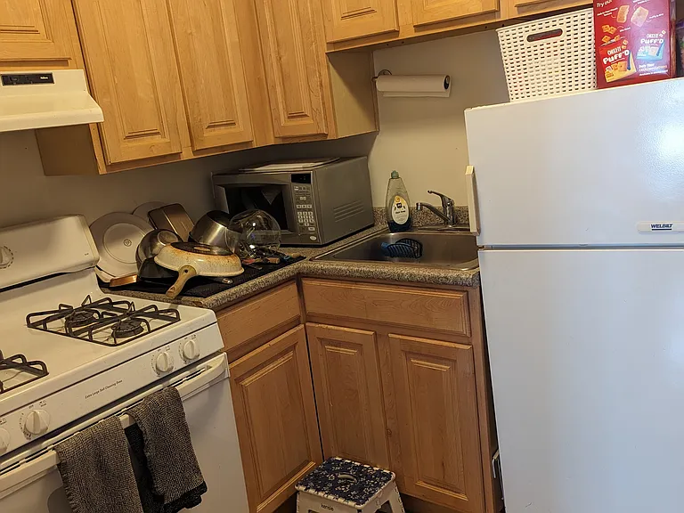50 Joy St #1R — Photo 2