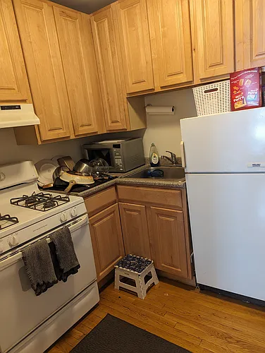 50 Joy St #1R Photo 1