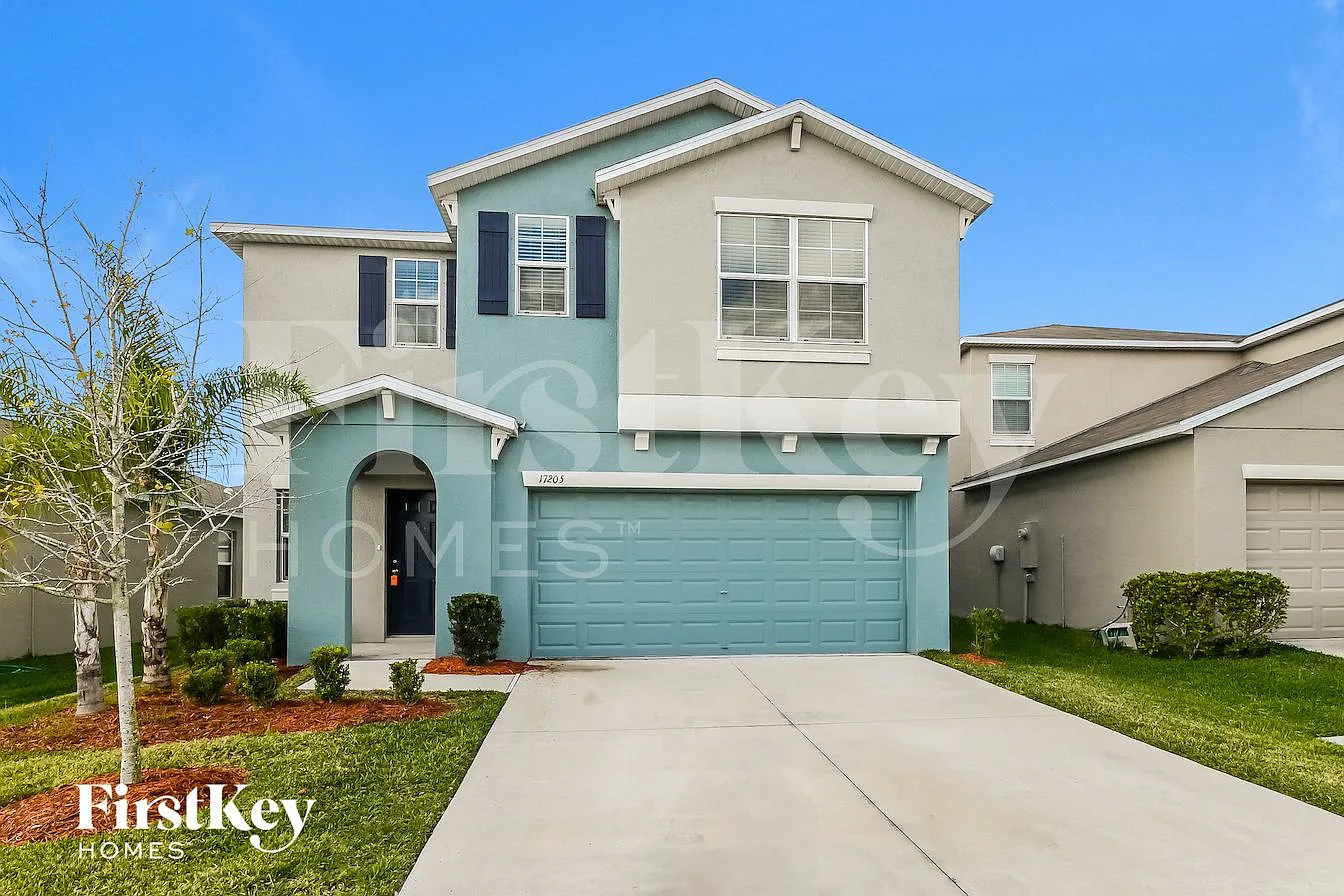 6 bed, 3.0 bath, 2580 sqft, $2,750 — Photo 1