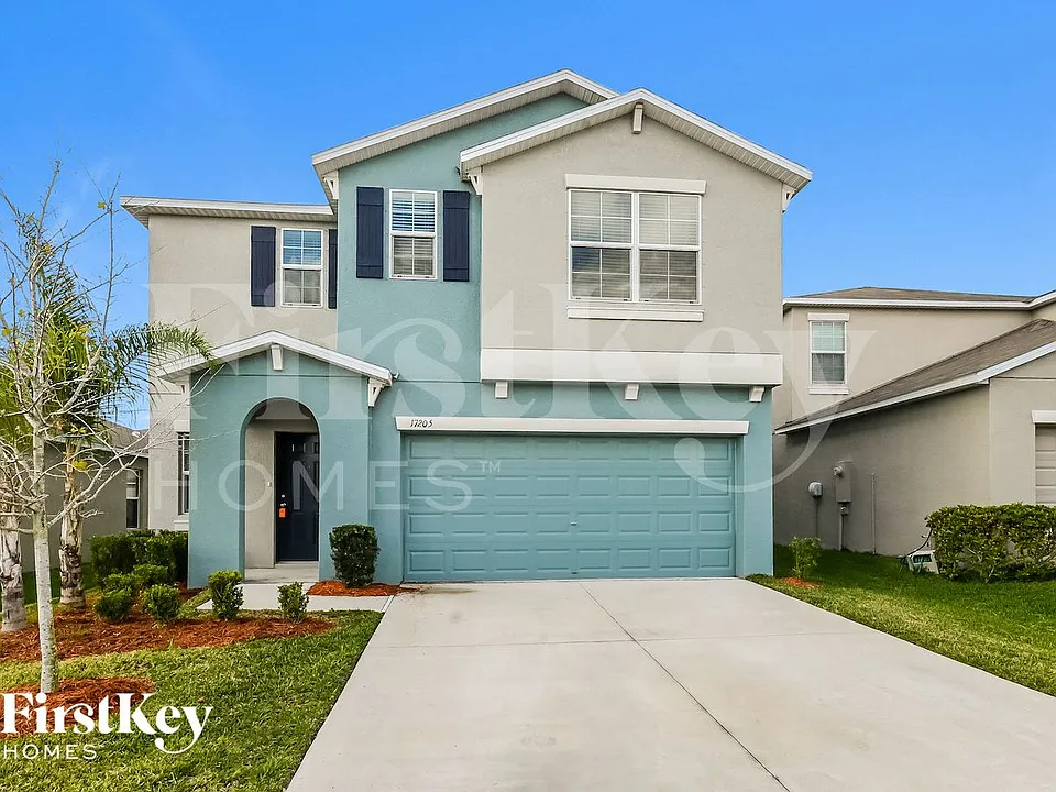 17205 Beach Buttercup Pl