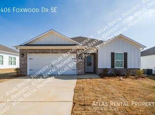 4406 Foxwood Dr, Decatur, AL 35603