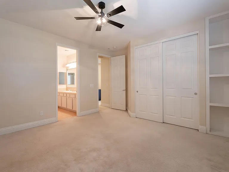 10387 Sweet Laurel St — Photo 37