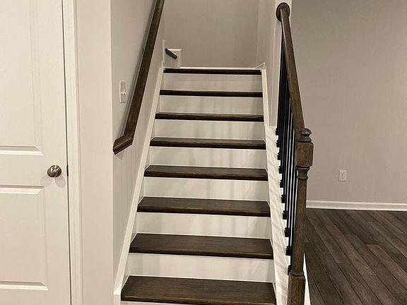 3rd image of 1014 Gemma Dr