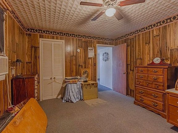 4th image of 2221 John Ave