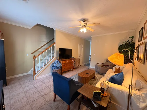 2109 Harris Dr, Oxford, MS 38655