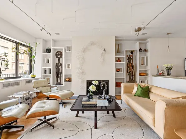 529 W 42nd St APT 7A, New York, NY 10036