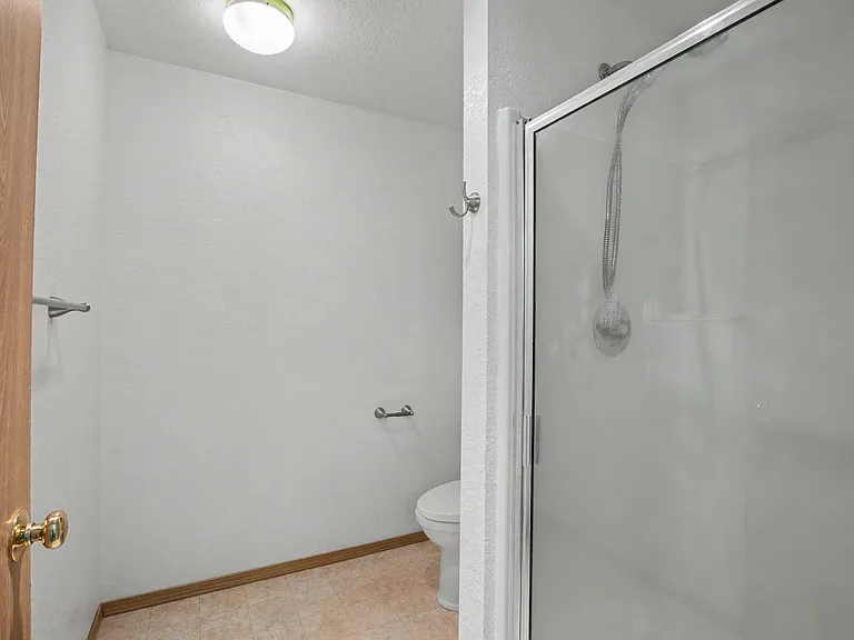 22530 Bluewater Dr SE — Photo 15