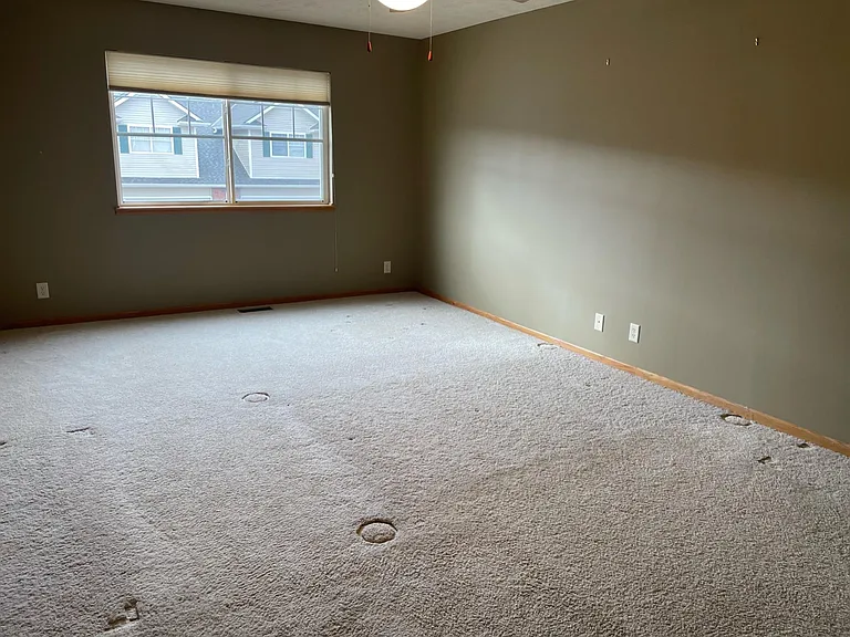 6800 S 89th St — Photo 27