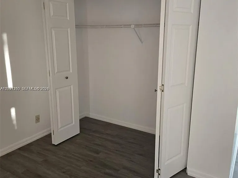 8610 N Sherman Cir #504 — Photo 13