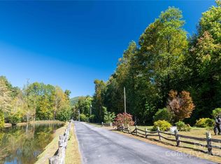 188 Sweetwater Rdg, Burnsville, NC 28714