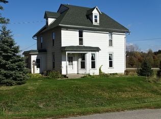 1816 W Saint James Rd, Orangeville, IL 61060