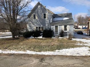 601 Florence St, Kewanee, IL 61443