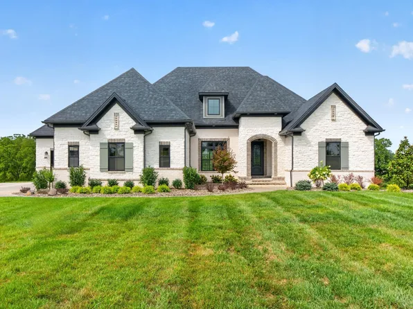 216 Doe Run Rd, Nicholasville, KY 40356