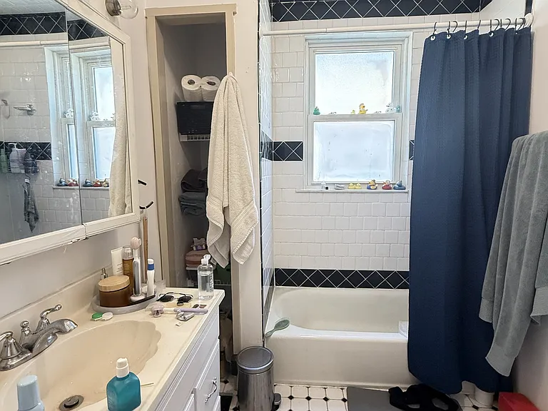 134 Sutherland Rd #2A — Photo 9